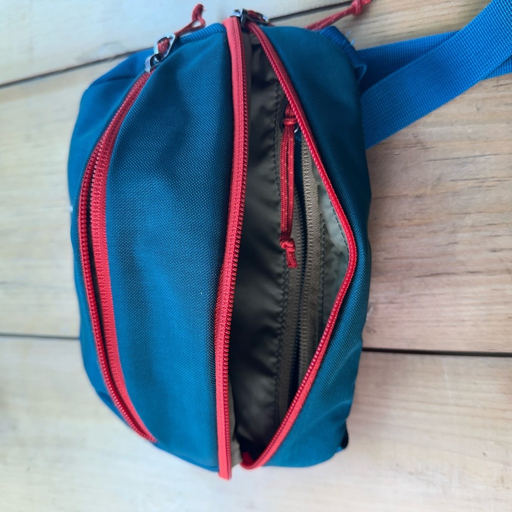 Arc'teryx Maka 1 Waist Sling Bag Pack Teal Pink Crossbody Outdoor Gorpcore - Picture 3 of 8